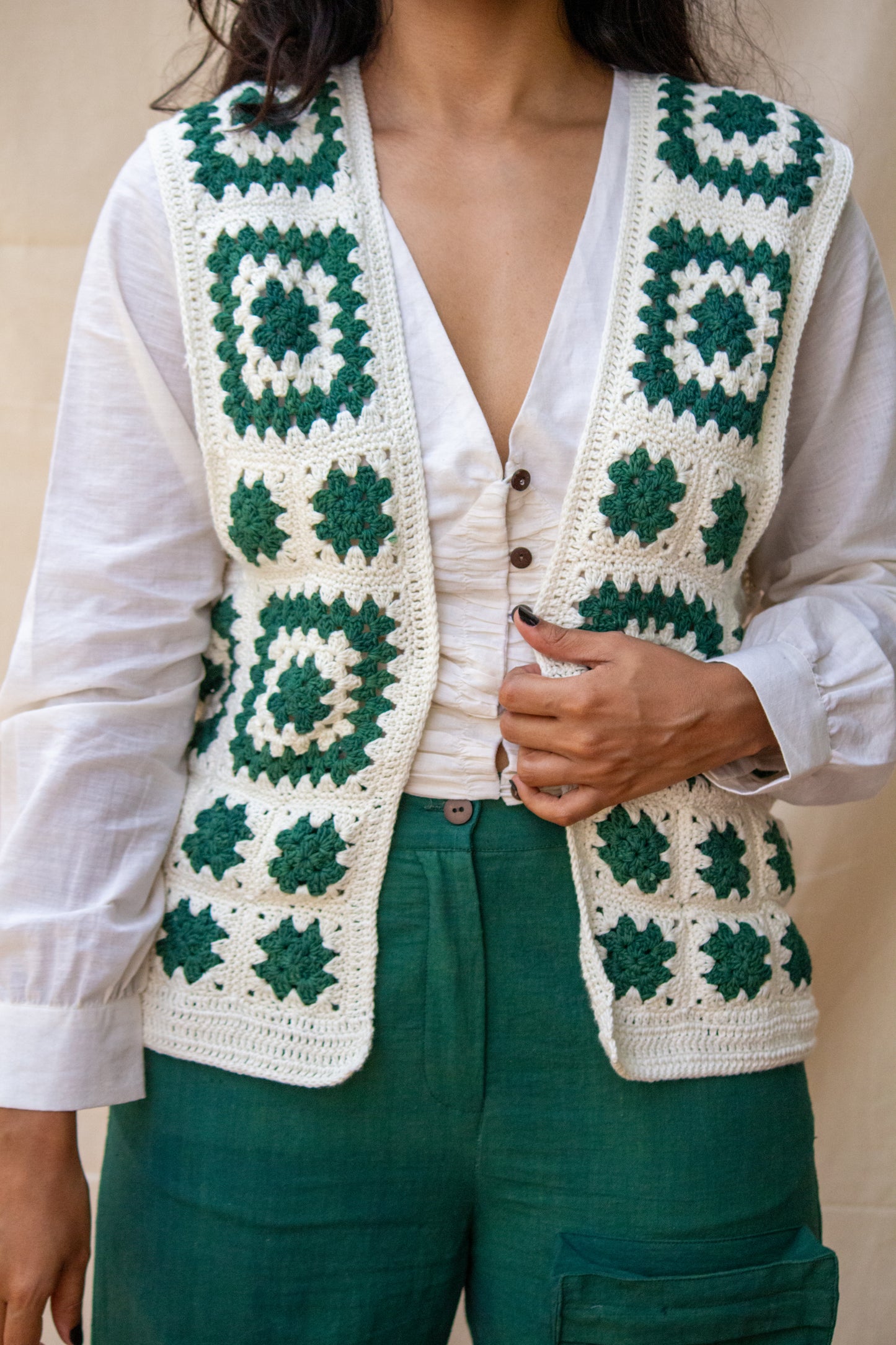 FLOAT CROCHET VEST