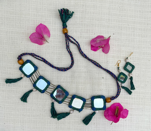 LAMBANI CHOKER WITH EARRINGS