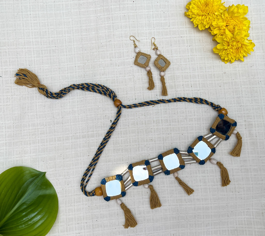 LAMBANI CHOKER WITH EARRINGS