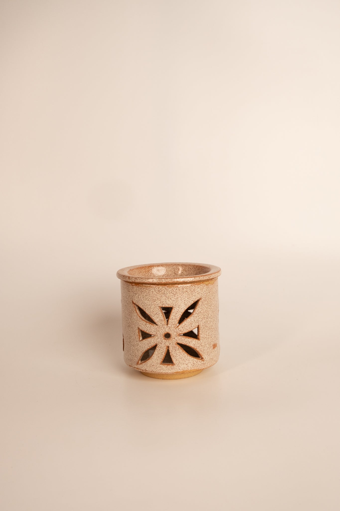 HEARTH BLOOM DIFFUSER