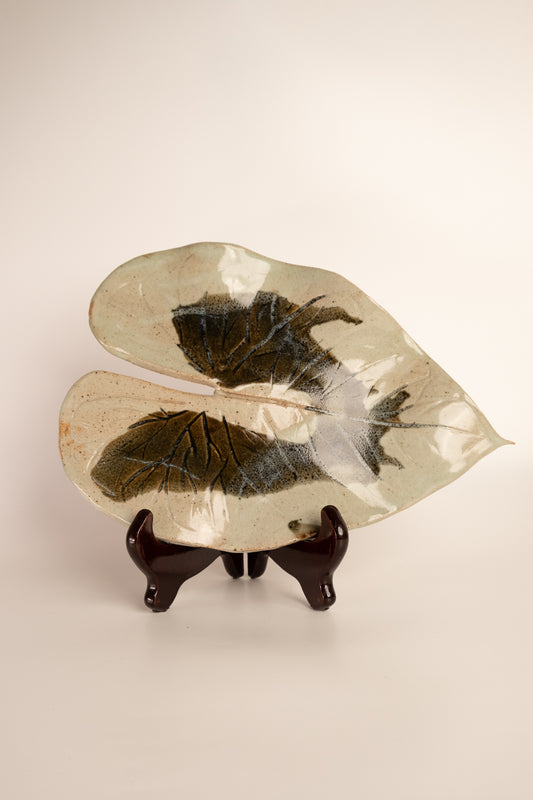 LEAF SERVING PLATE