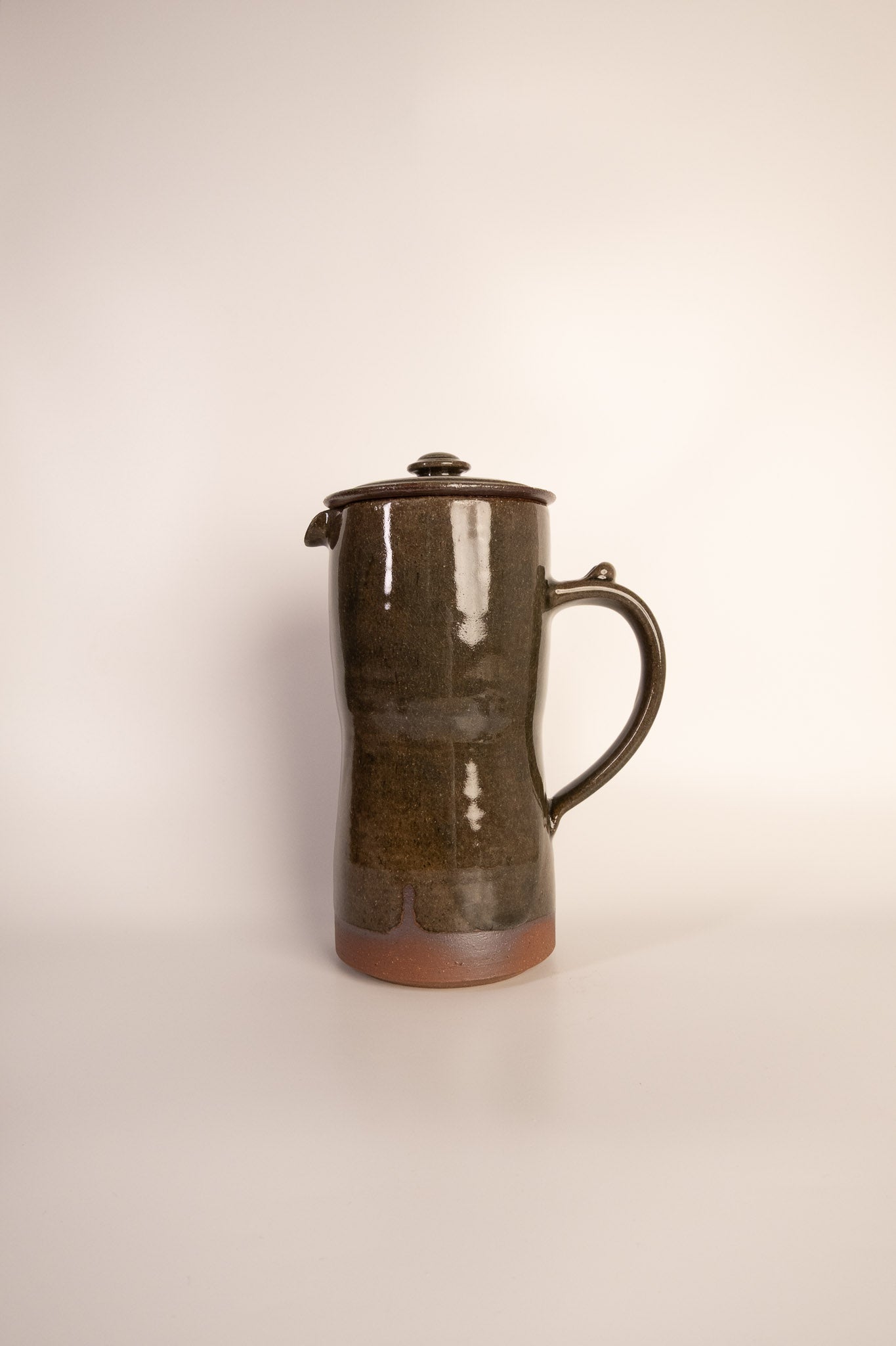 RUNE JUG