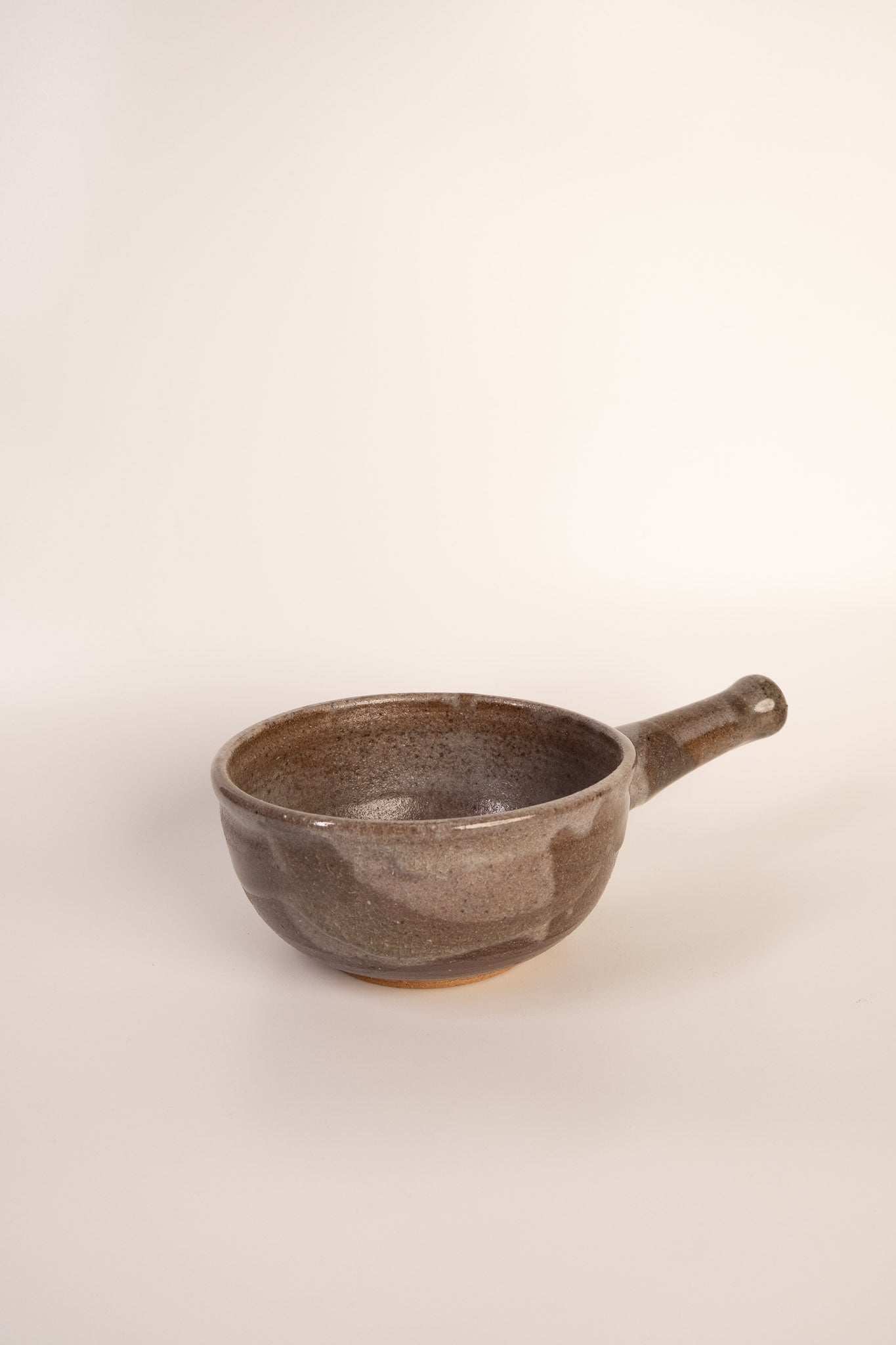 MEREDIAN HANDLE BOWL