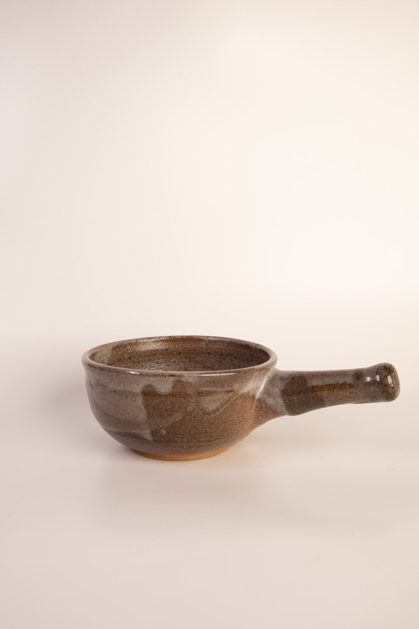 MEREDIAN HANDLE BOWL