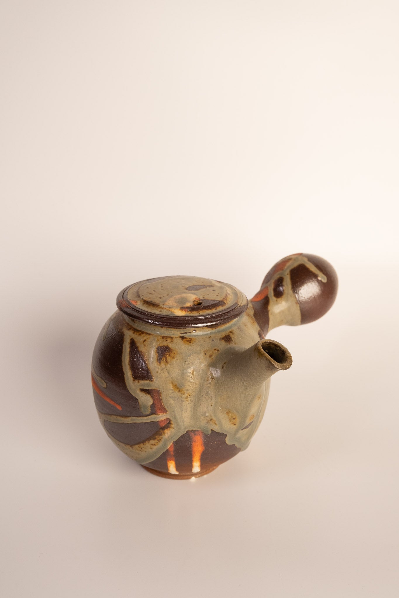BRAMBLE TEA POT